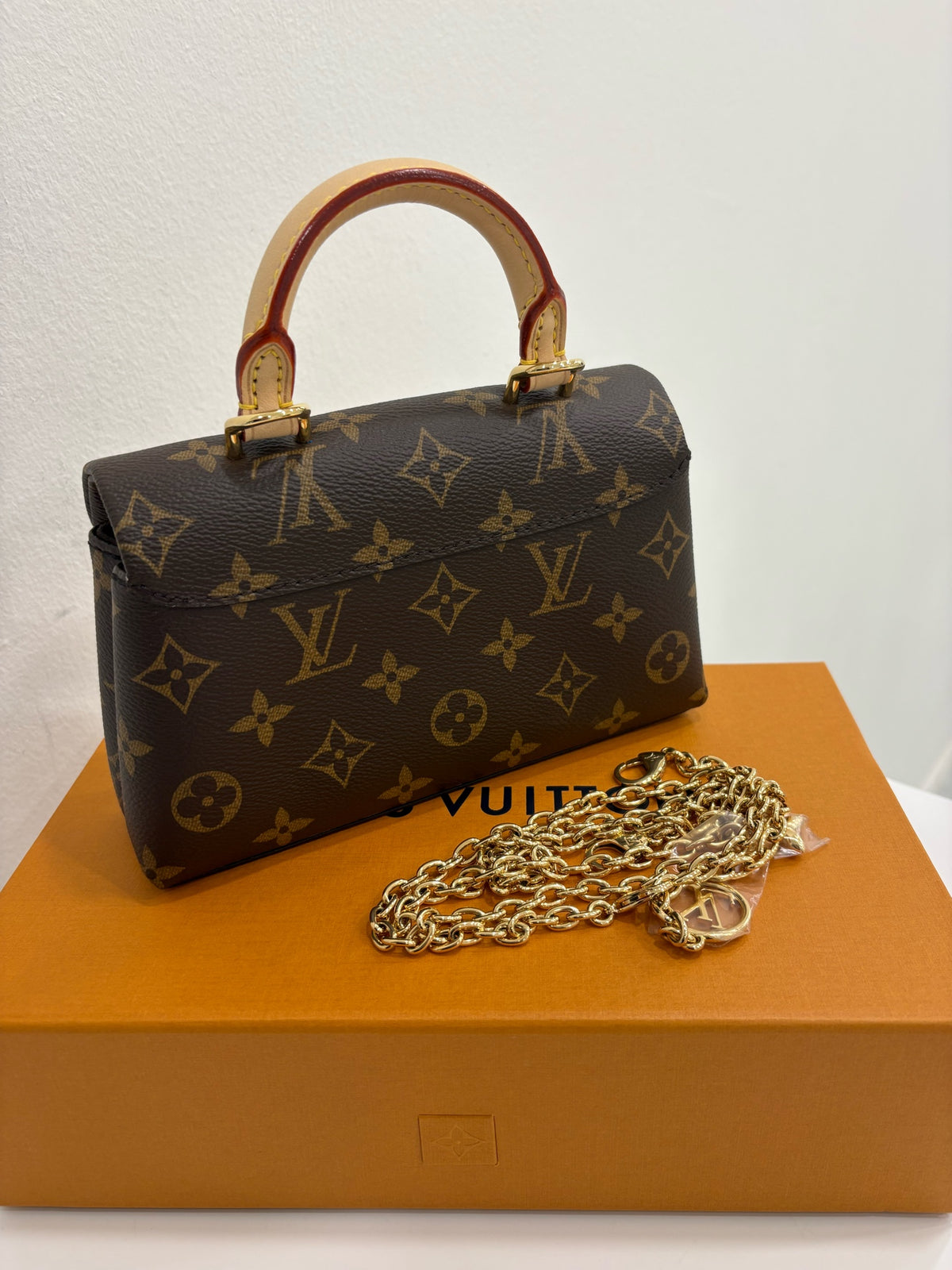 Louis Vuitton Nano Madeleine, Microchip Version