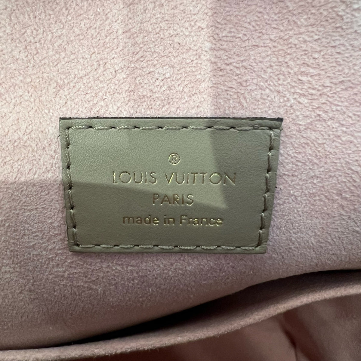 Louis Vuitton Montsouris Backpack, Elephant Grey, Chip Version
