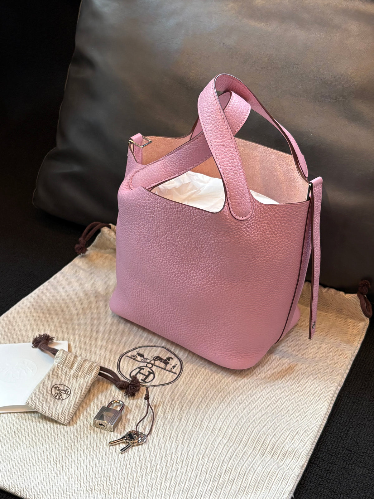 Hermès Picotin Lock 18 Mauve Sylvestre Palladium Hardware