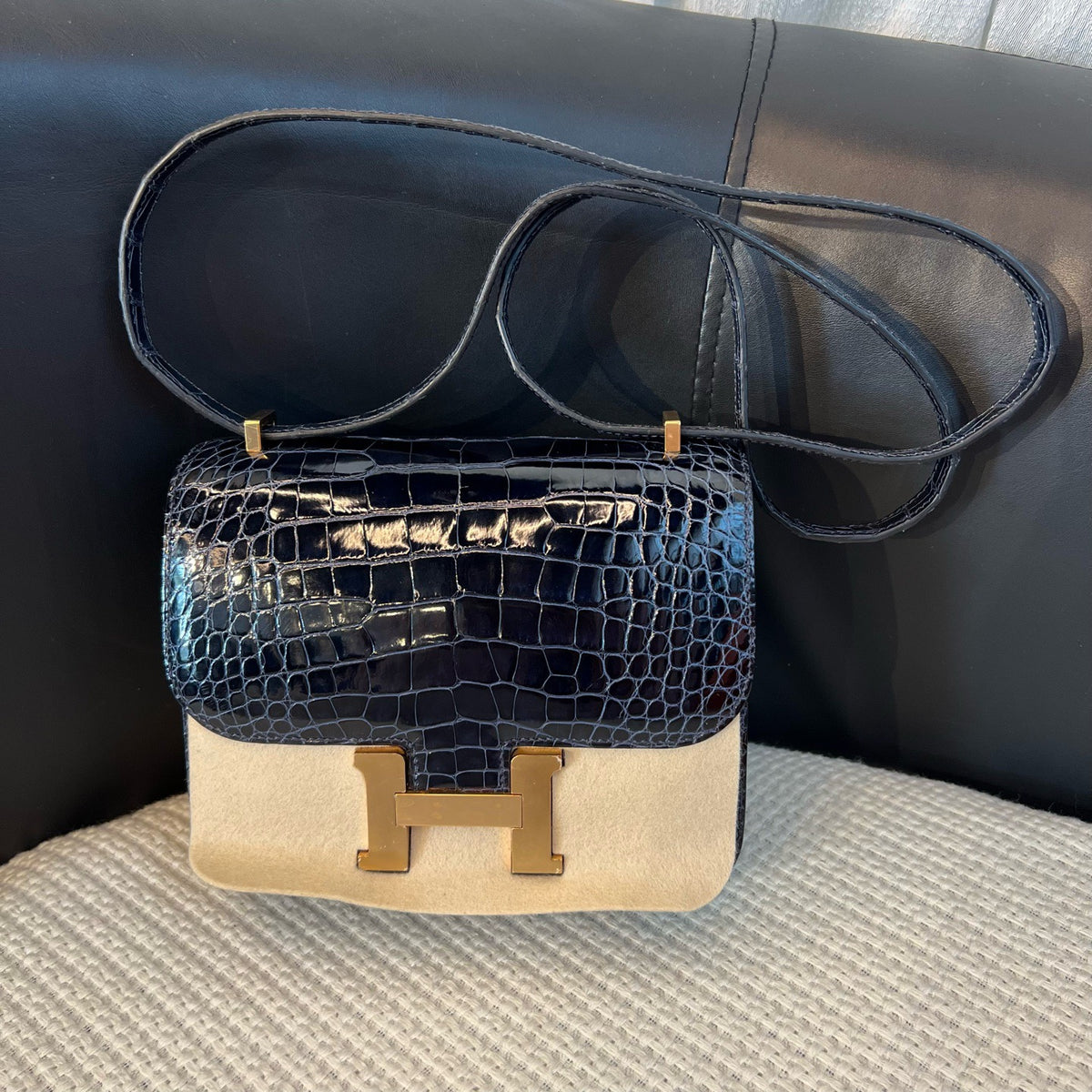 Hermès Blue Alligator Constance Mini 19, Stamp C