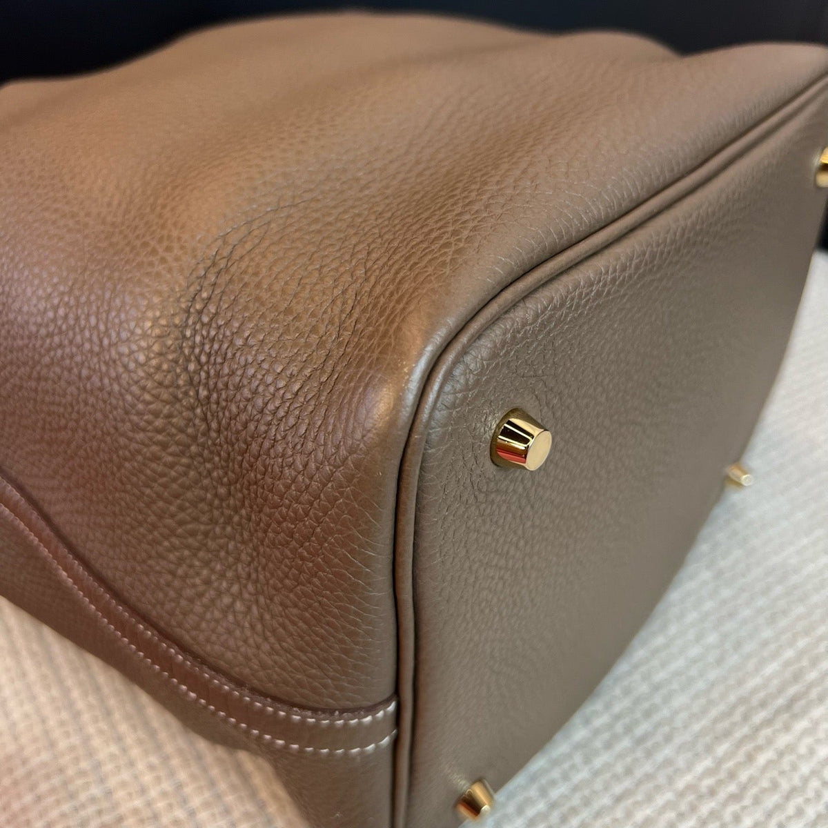 Hermès Elephant Grey Picotin 22, Gold Hardware, Handbag, Stamp A