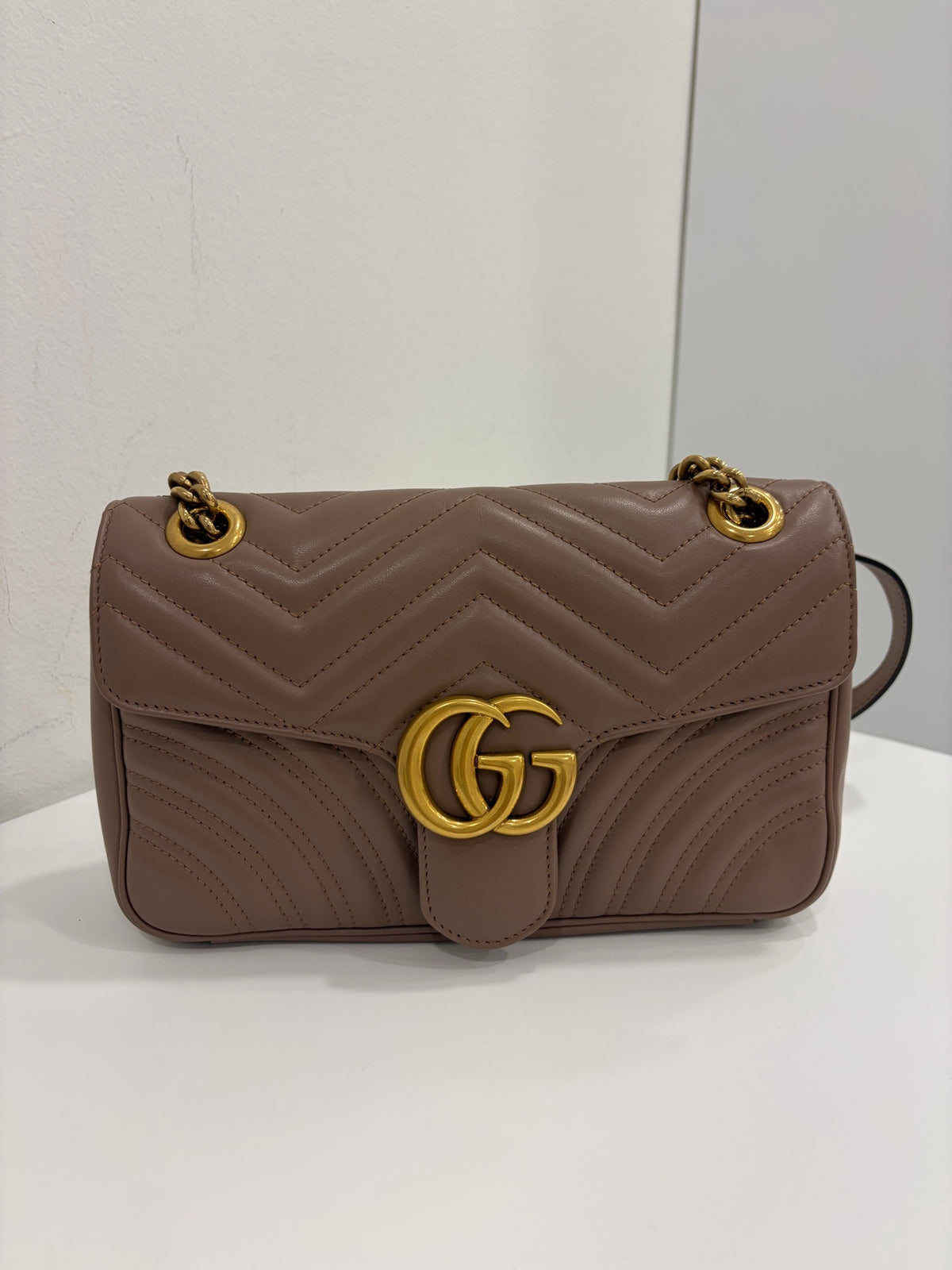 Gucci GG Marmont Shoulder Bag