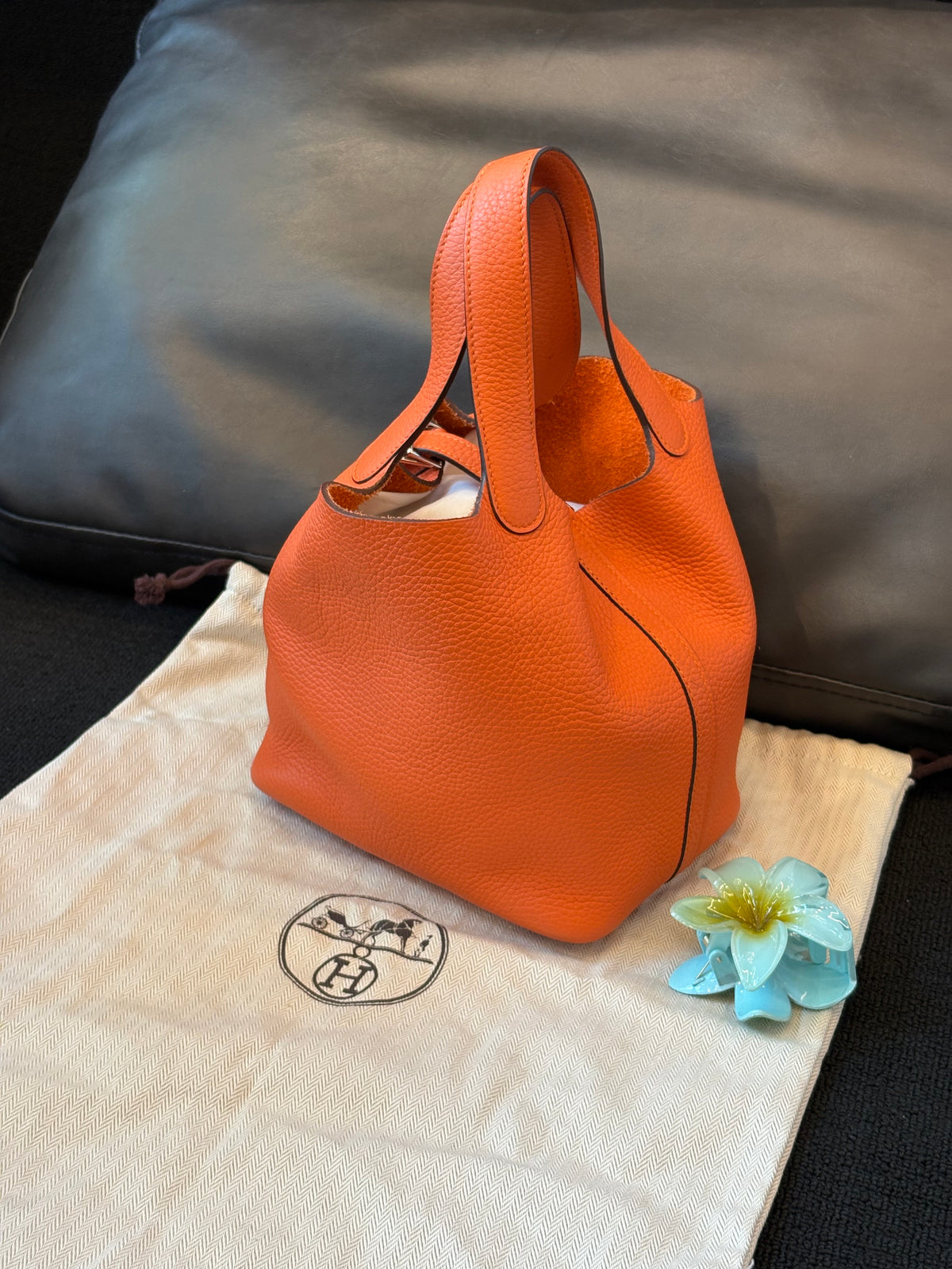 Hermès Picotin Lock 18 Orange Taurillon Clemence — Missing Keys
