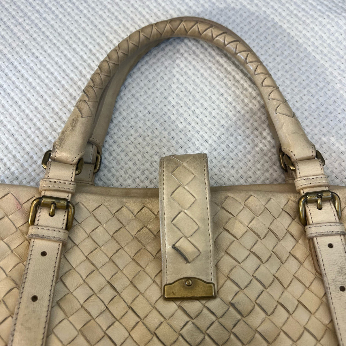 Bottega Veneta Classic Intrecciato Roma Large Bag, Yellow