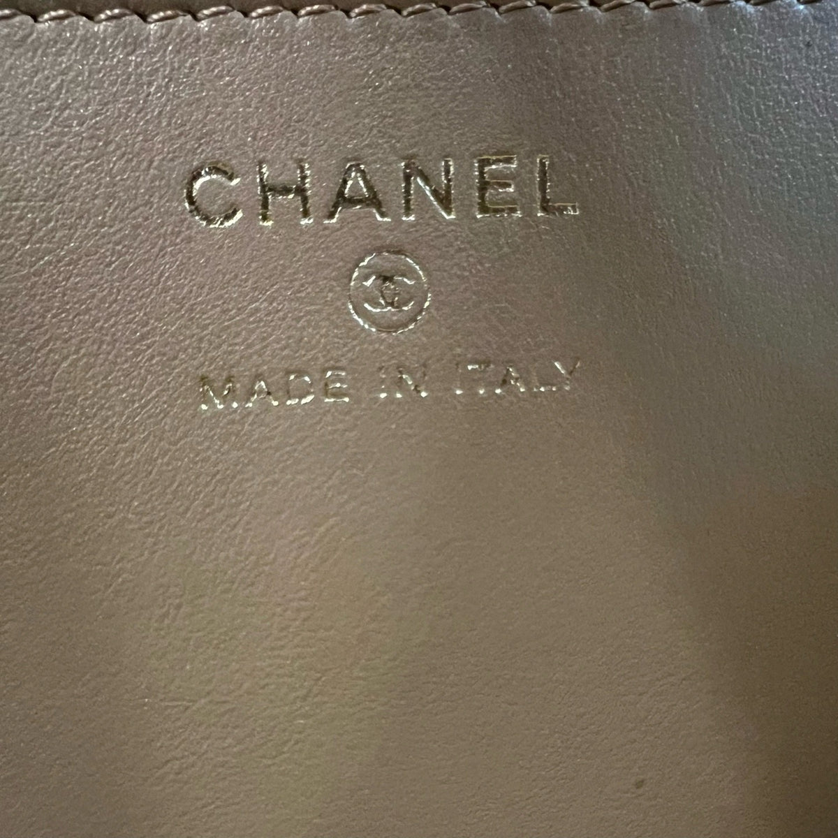 Chanel Double C Adjustable Buckle Lunch Box Bag, White & Gold Lambskin, Chip Version