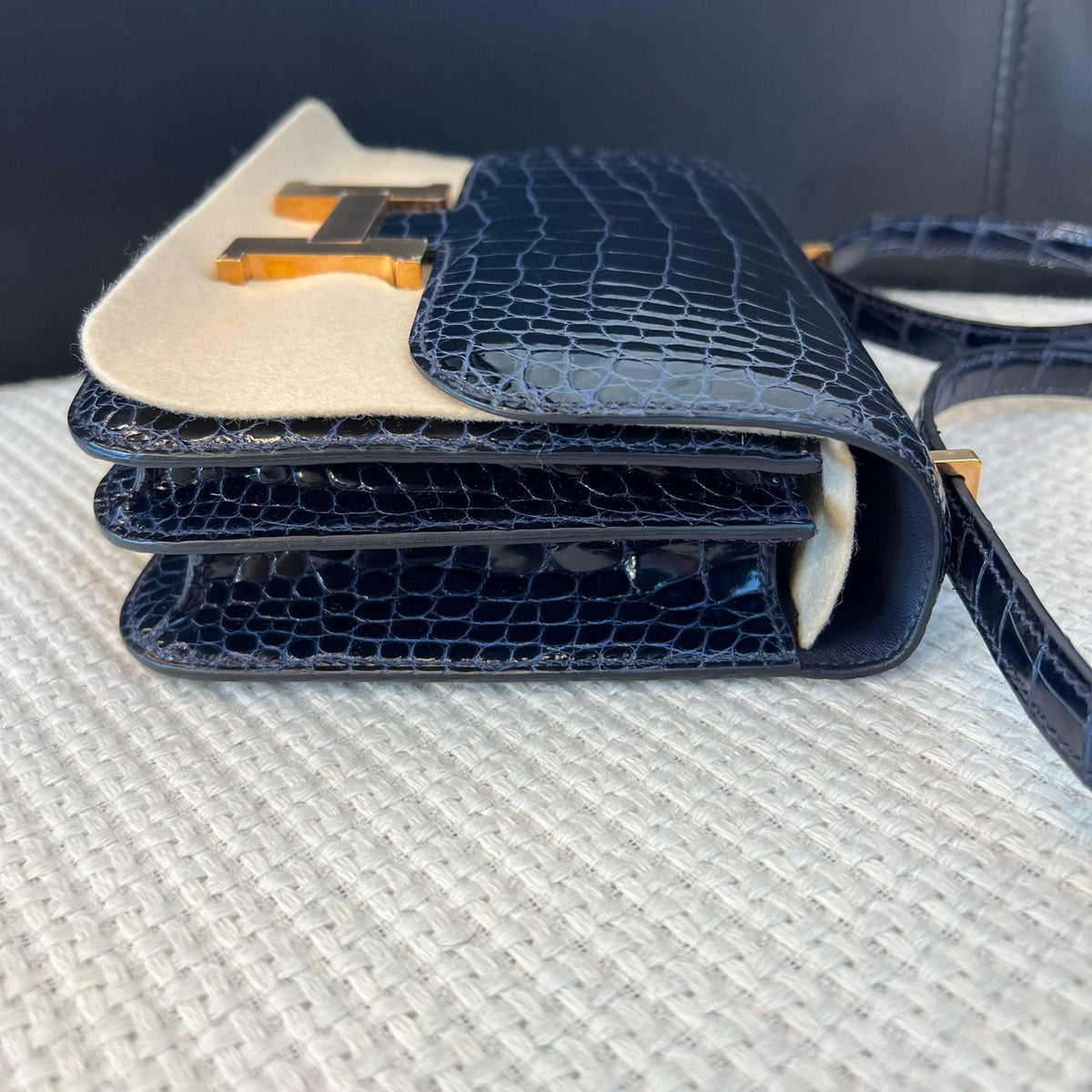 Hermès Blue Alligator Constance Mini 19, Stamp C