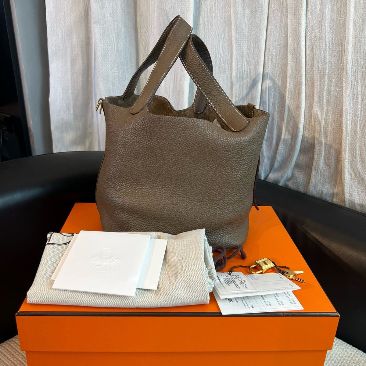 Hermès Elephant Grey Picotin 22, Gold Hardware, Handbag, Stamp A